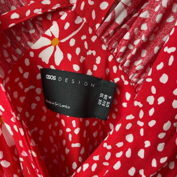 ASOS DESIGN FLOWY FLORAL LOW BACK MINI DRESS WITH RUCHED SLEEVES Size 6 - Picture 8 of 11